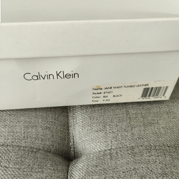Calvin Klein boots - Picture 2 of 11